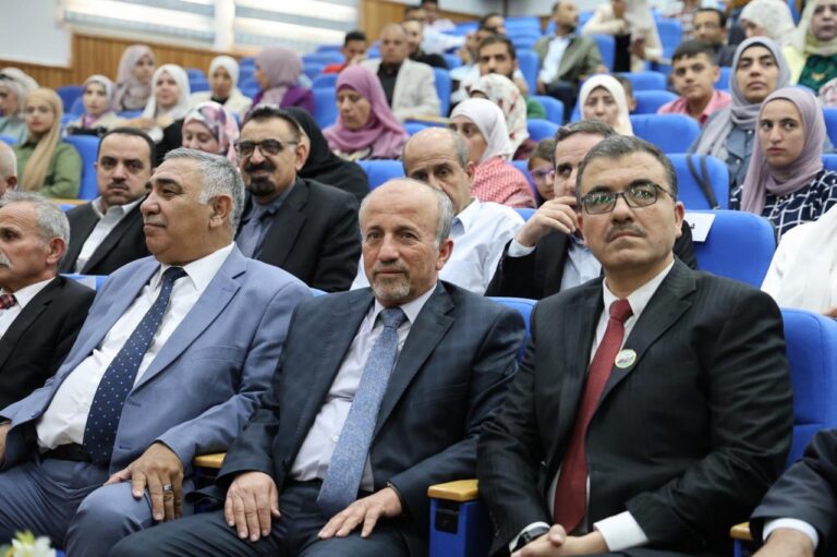 بمناسبة عيد الاستقلال..جامعة عجلون الوطنية تكرم كوكبة من القادة التربويين في محافظة عجلون