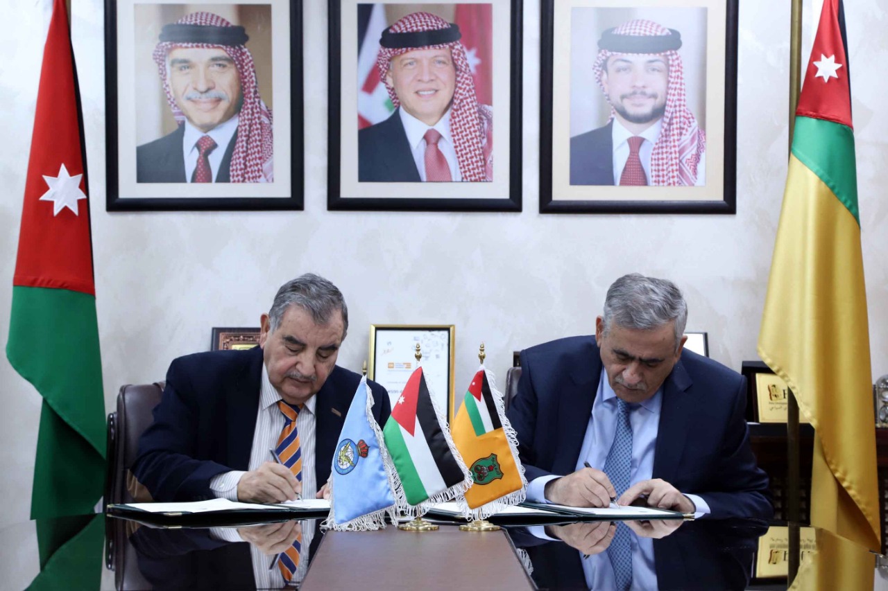 الجامعة الأردنية وأكاديمية الطيران الملكية الأردنية تُبرمان مذكرة تفاهم مشترك