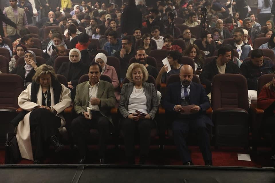 كلية الفنون والتصميم تشارك في احتفالية وزارة الثقافة باليوم العالمي للمسرح