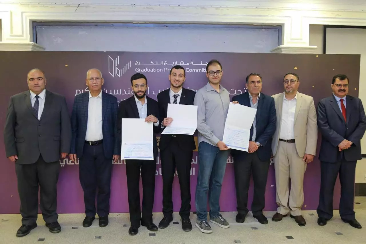 عطلة رسمية في جامعة الاسراء بمناسبة احتفالات اليوبيل الفضي لتولي جلالة الملك سلطاته الدستورية