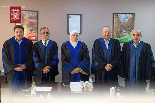 مناقشة رسالة ماجستير للطالبة ديانا الكفاوين في كلية العلوم الإدارية والمالية