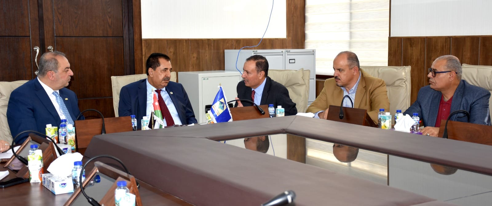 المراشده يستقبل الرئيس التنفيذي لأكاديمية الملكة رانيا لتدريب المعلمين