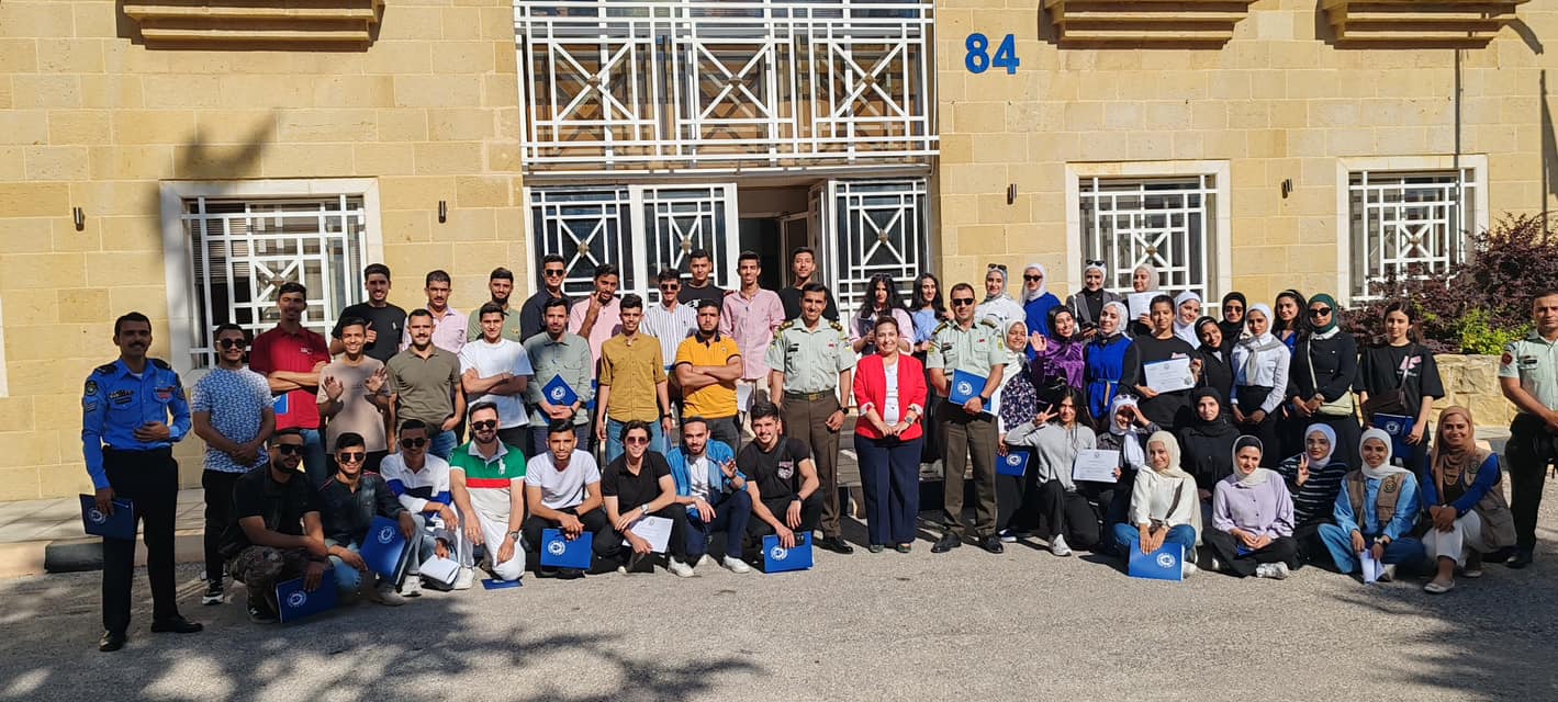 جوالة ال البيت تشارك في الدورة التدريبية لمساعدين هيئة الاشراف في مكتب جائزة الحسن للشباب