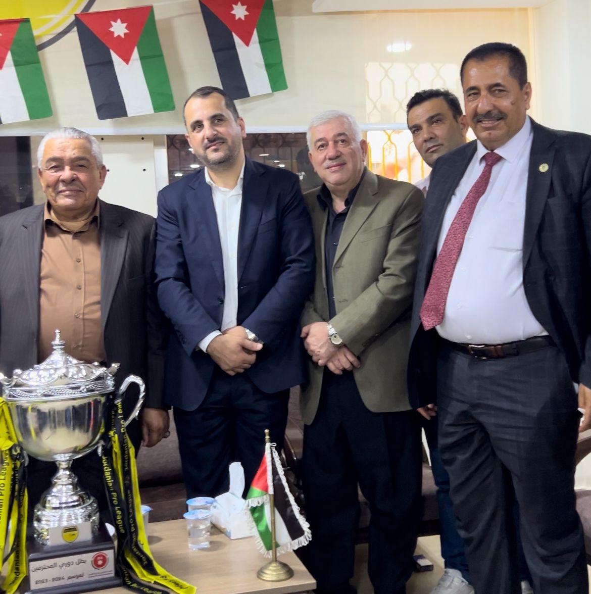 المراشده يهنئ "الحسين إربد" بفوزه التاريخي ببطولة دوري المحترفين