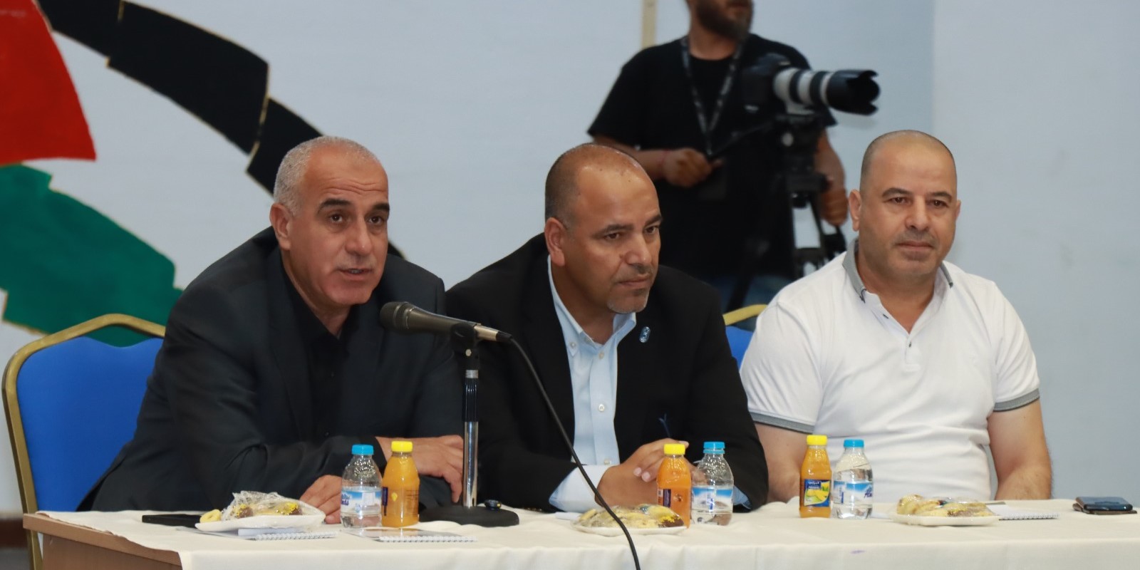 جلسة تعريفية بجائزة الحسين بن عبدالله للعمل التطوعي في جامعة الحسين بن طلال.
