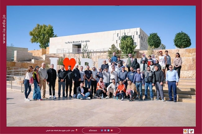 جامعة الإسراء تشارك في الملتقى الثالث للطلبة العرب الدارسين في الجامعات الأردنية