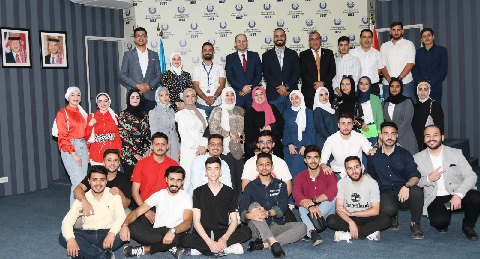 جامعة العلوم والتكنولوجيا تستضيف حلقة من برنامج " شباب وأحزاب "