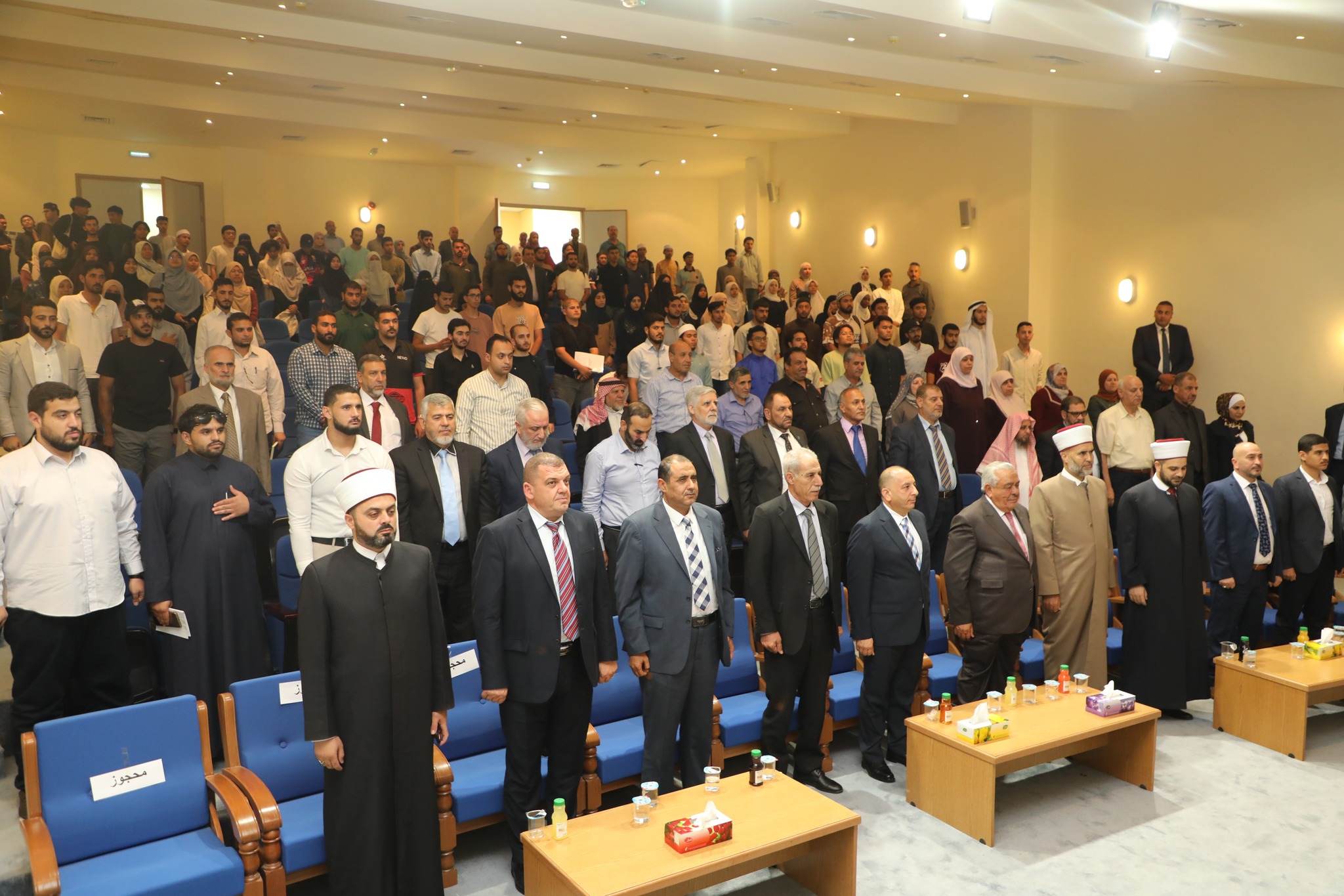 برعاية دولة الدكتور عبد الرؤوف الروابدة رئيس الوزراء الأسبق رئيس جامعة آل البيت يفتتح فعاليات اليوم العلمي لكلية الشريعة