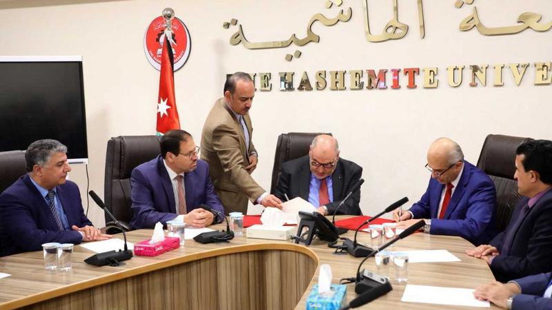 الجامعة الهاشمية ومركز مينيسوتا لضحايا التعذيب يوقعان مذكرة تفاهم مشتركة