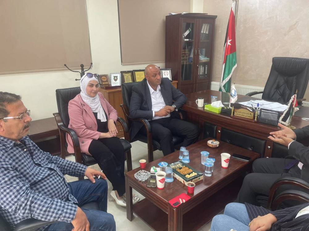 مركز الإبتكار والإبداع وريادة الأعمال في جامعة البلقاء التطبيقية يزور نقابة المهندسين الأردنيين فرع البلقاء